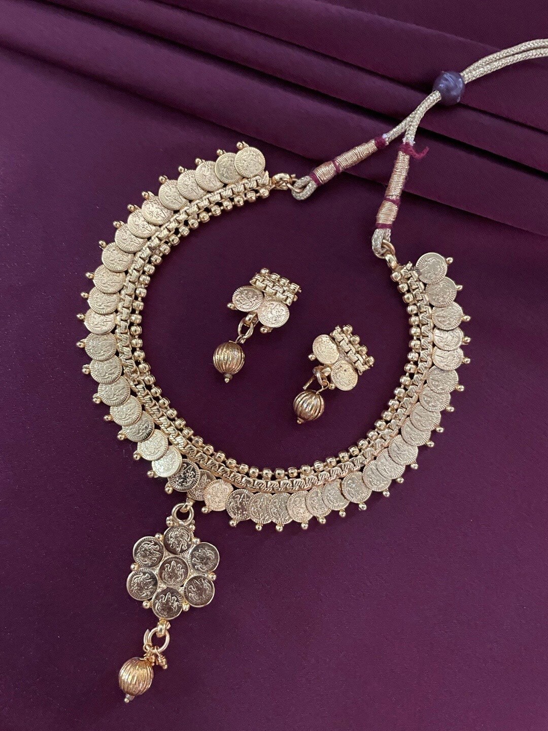 

Digital Dress Room Gold Plated Necklace With Earrings Jewellery Set