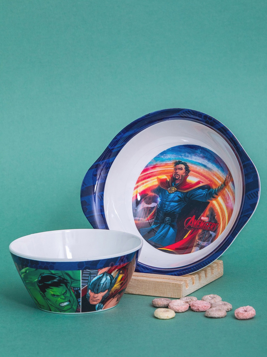

Servewell White & Blue 2 Pieces Avengers Printed Melamine Glossy Bowls