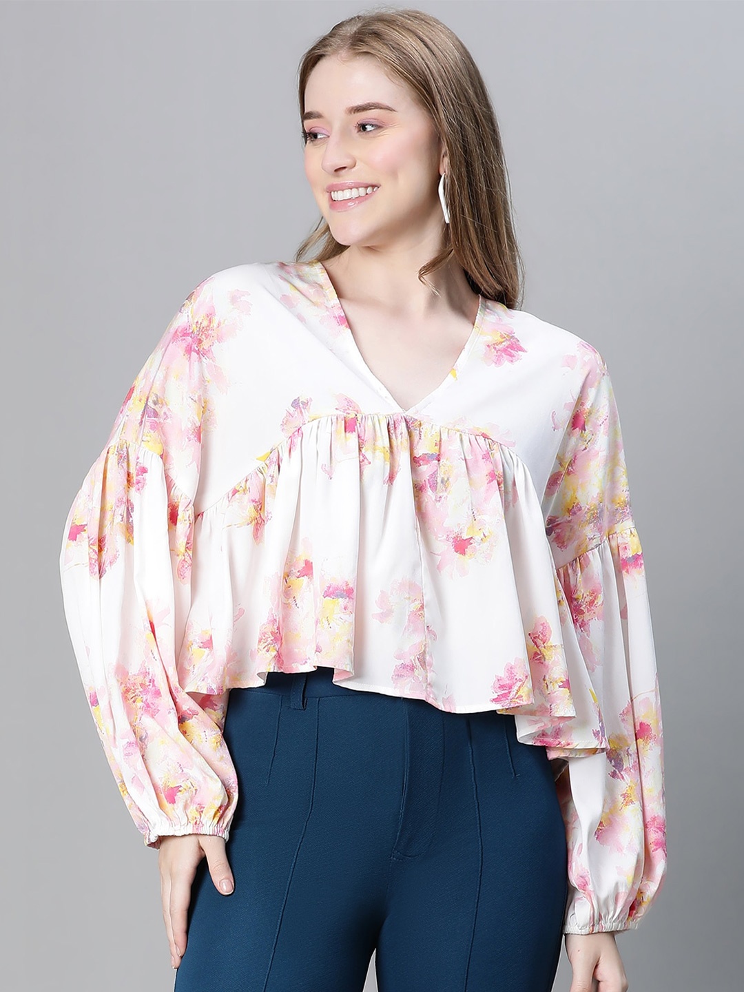 

Oxolloxo Floral Print Extended Sleeves Empire Top, White