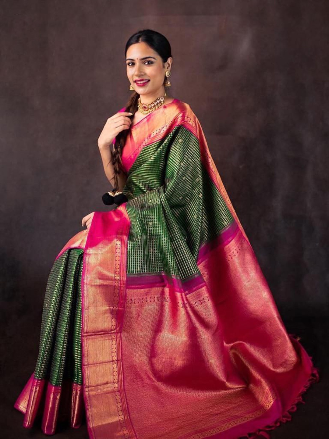 

TIEXA Sea Checked Woven Design Zari Pure Silk Banarasi Saree, Sea green
