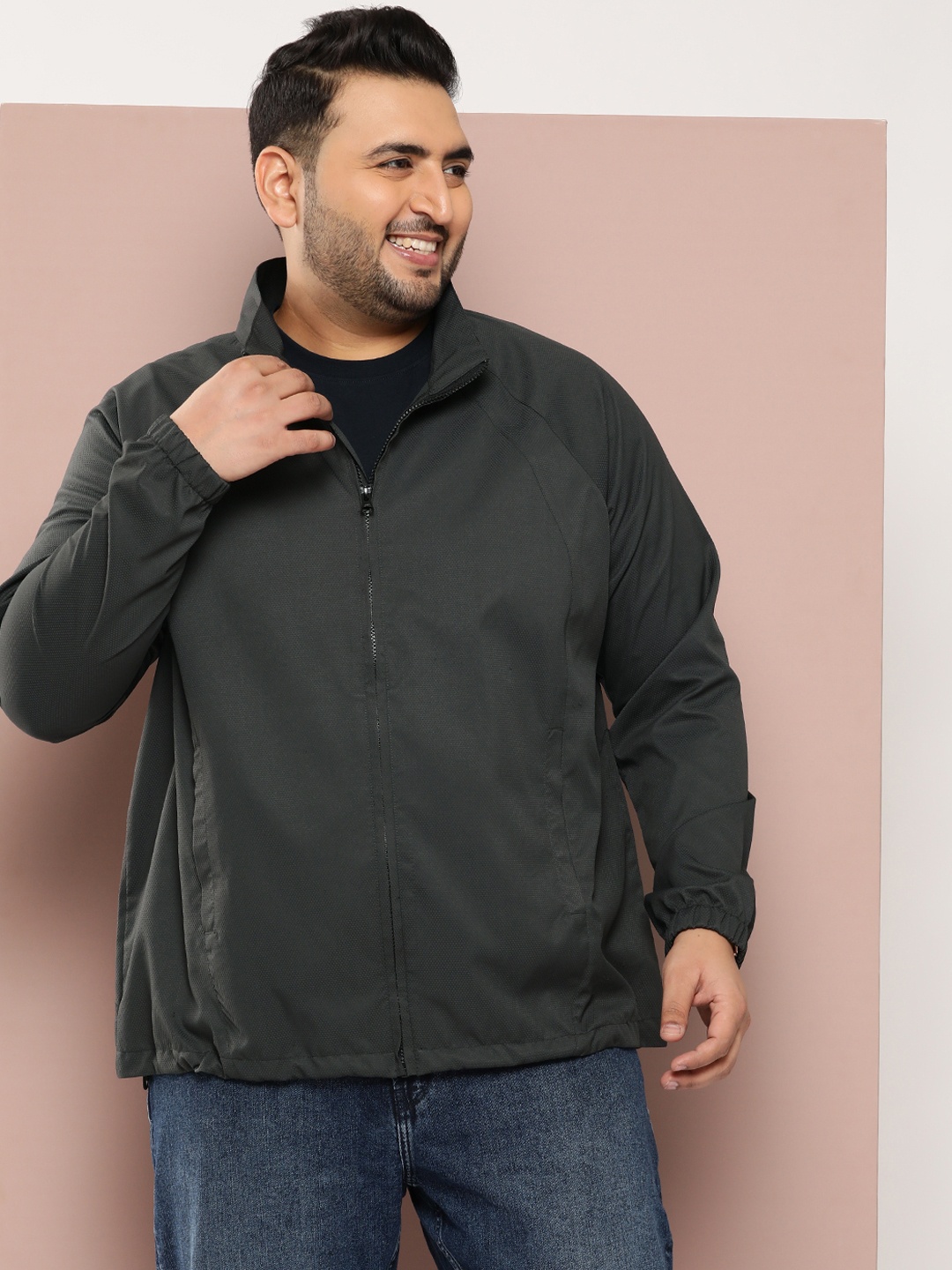 

Sztori Men Plus Size Geometric Outdoor Sporty Jacket, Charcoal