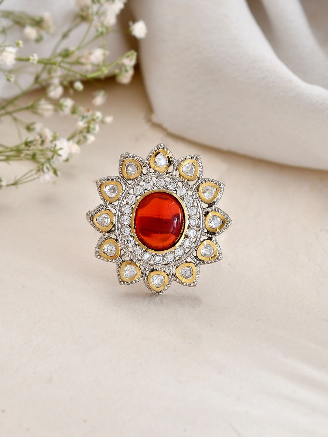 

DASTOOR Gold-Plated Kundan-Studded Adjustable Finger Ring