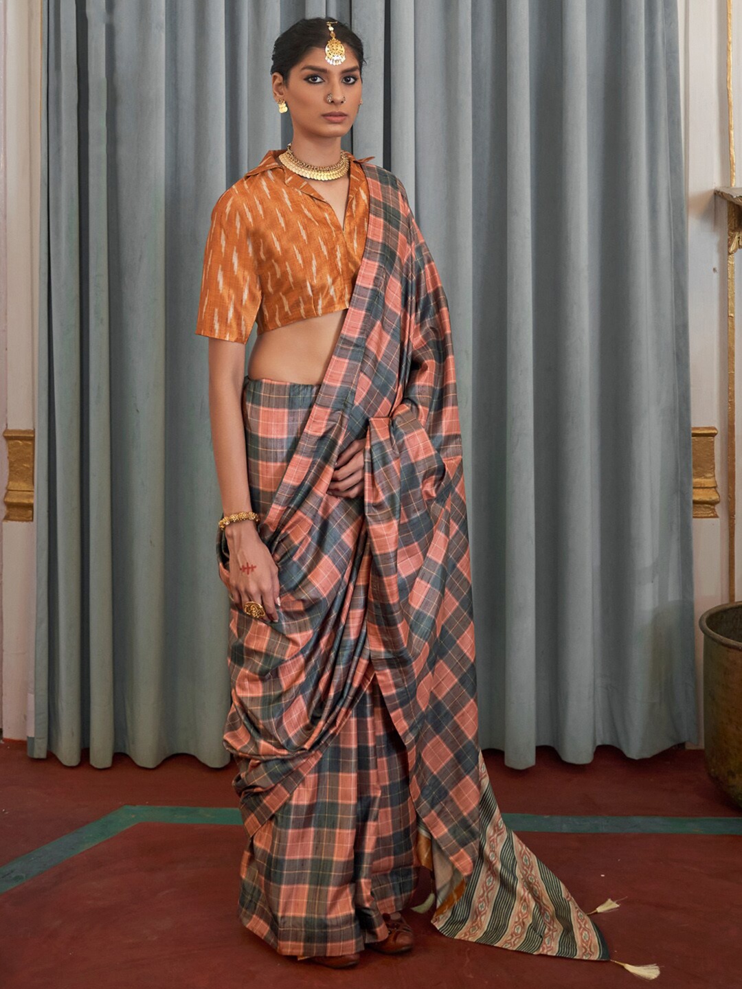 

Saree mall Peach-Coloured & Grey Checked Silk Blend Block Print Sarees