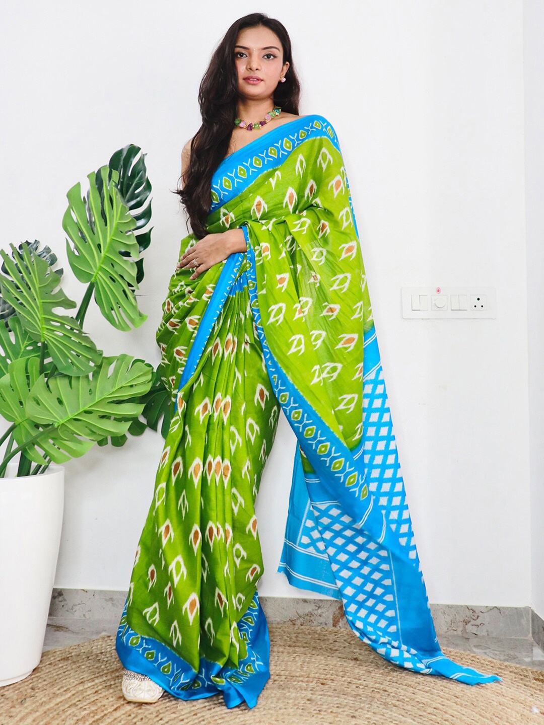 

Saree mall Ethnic Motifs Printed Pure Cotton Bagh Sarees, Green