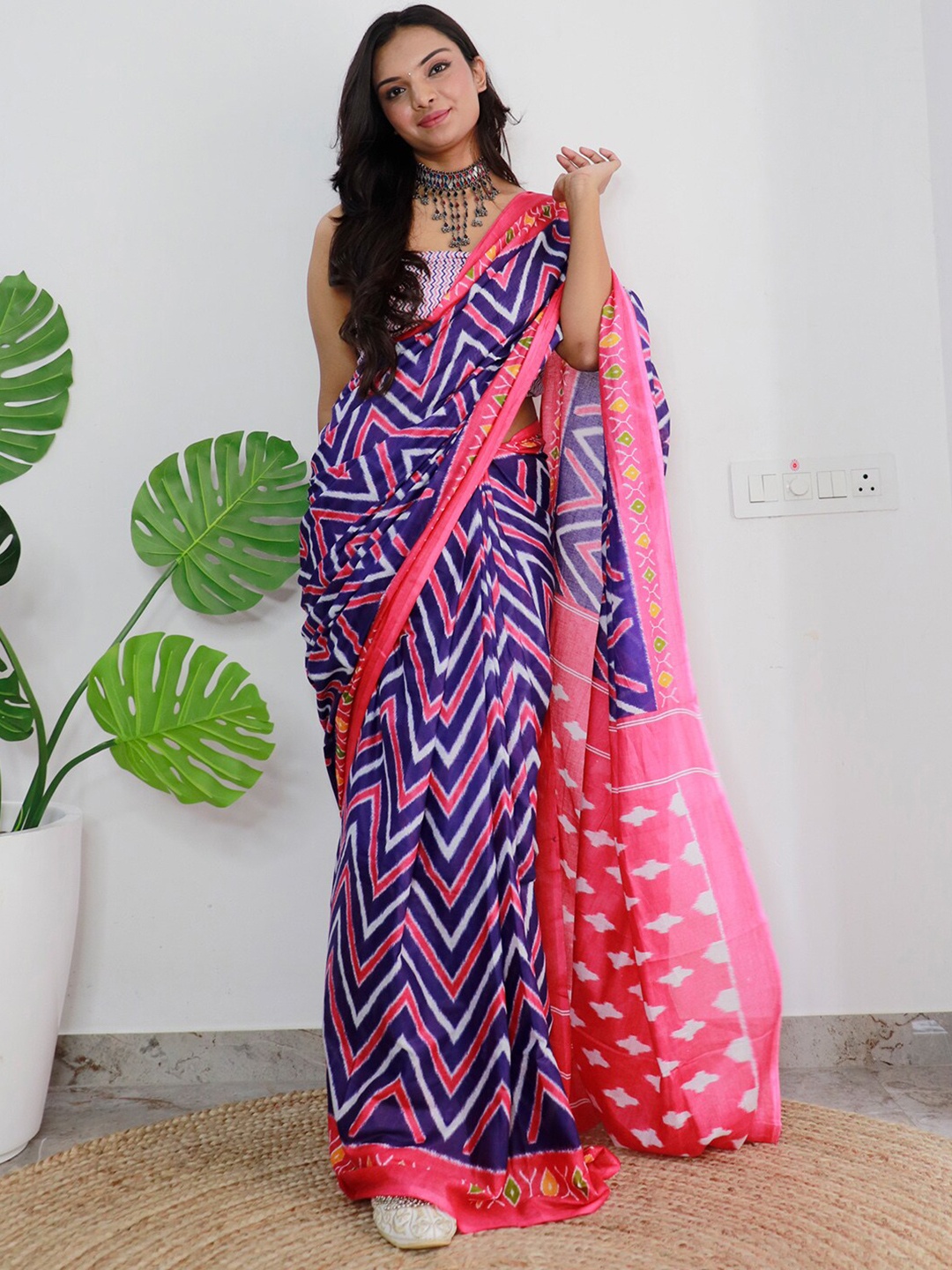 

Saree mall Geometric Printed Poly Cotton Ikat Saree, Blue