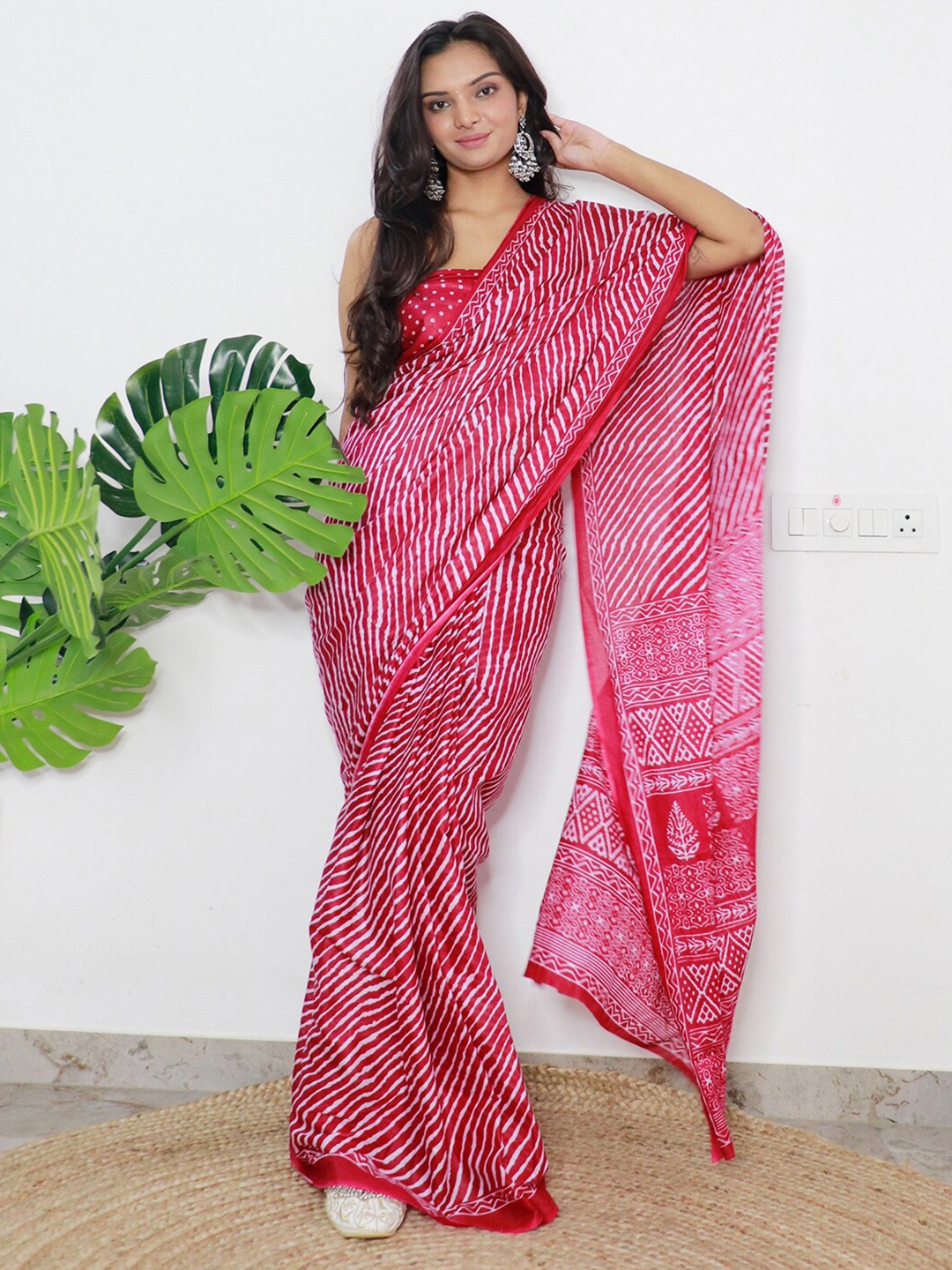 

Saree mall Pure Cotton Leheriya Sarees, Pink