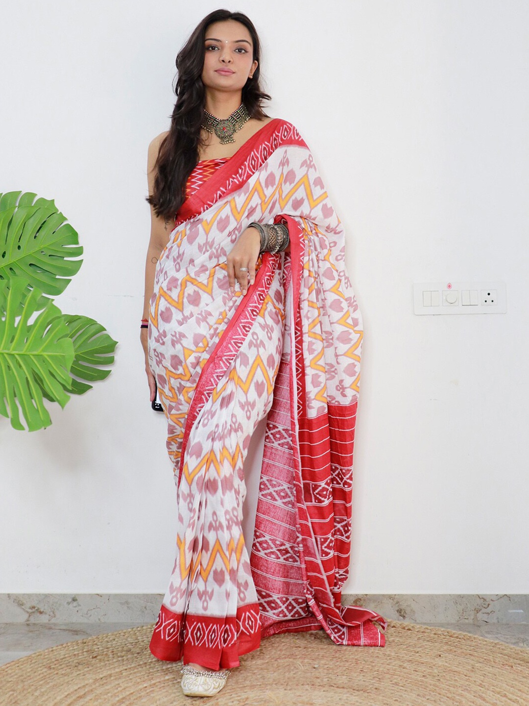 

Saree mall Ethnic Motifs Printed Poly Cotton Ikat Saree, White