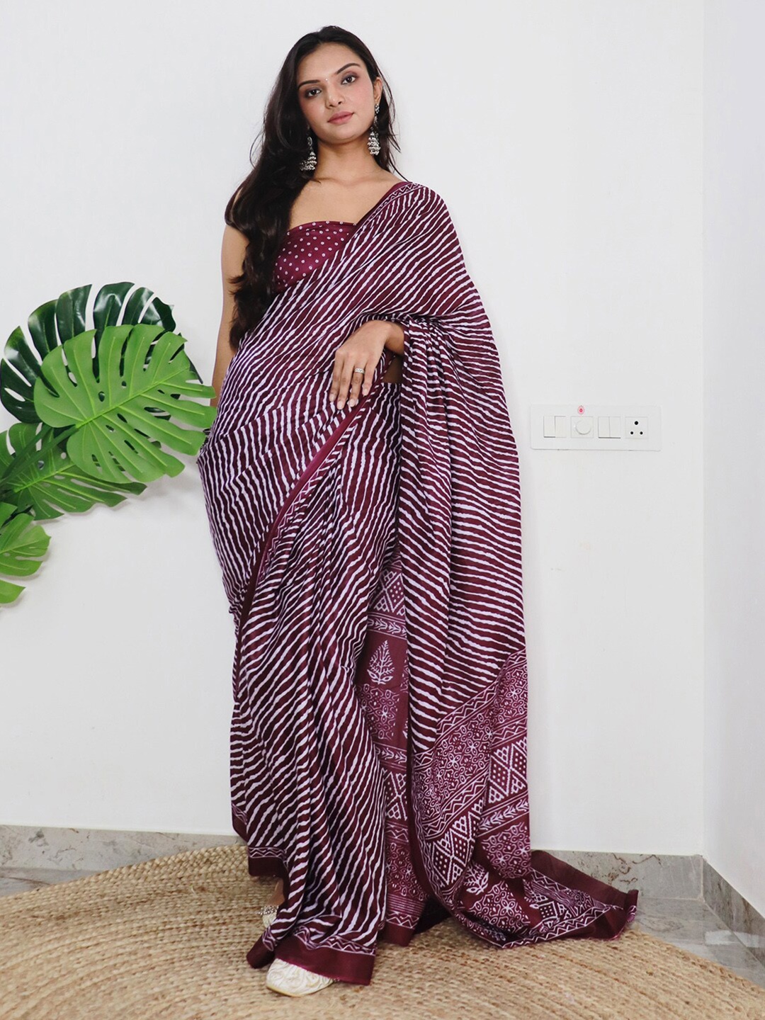 

Saree mall Leheriya Pure Cotton Sarees, Magenta