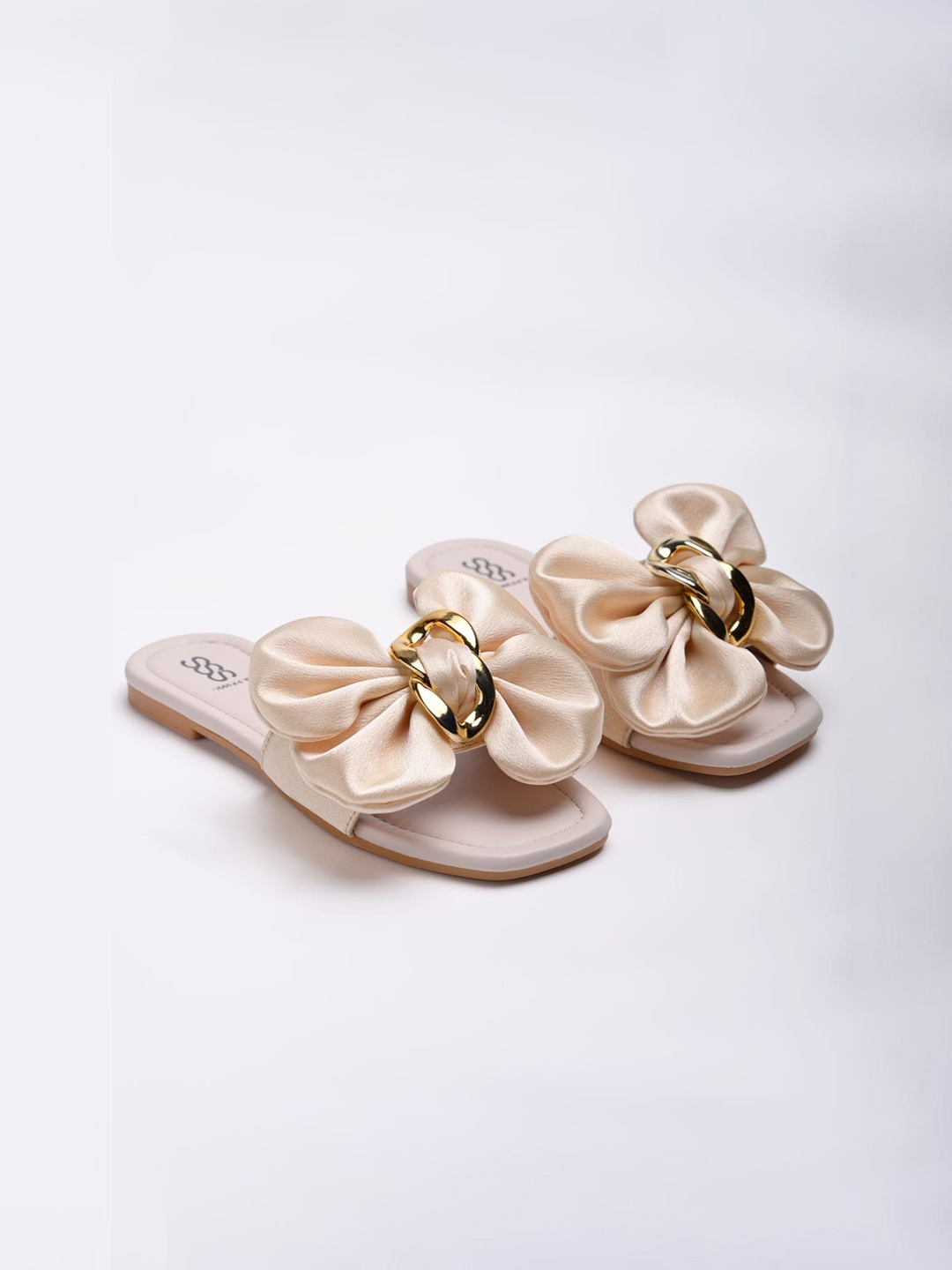 

Street Style Store Embellished Open Toe Flats With Bows, Cream