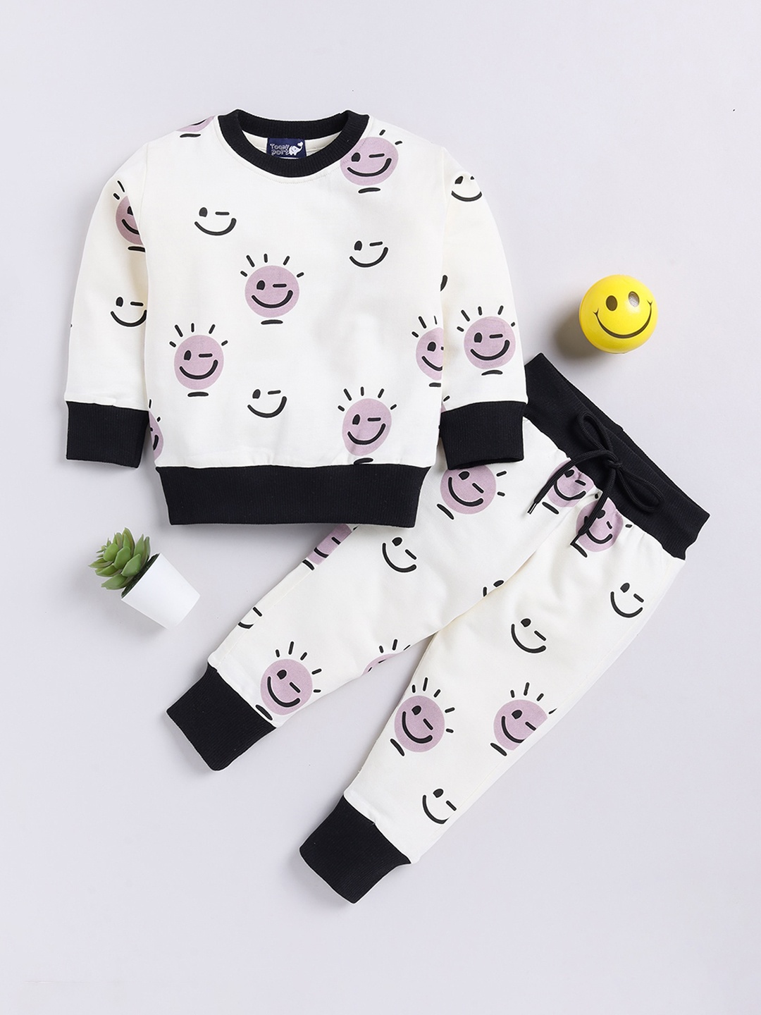 

Toonyport Boys Graphic Printed Tracksuits, Cream