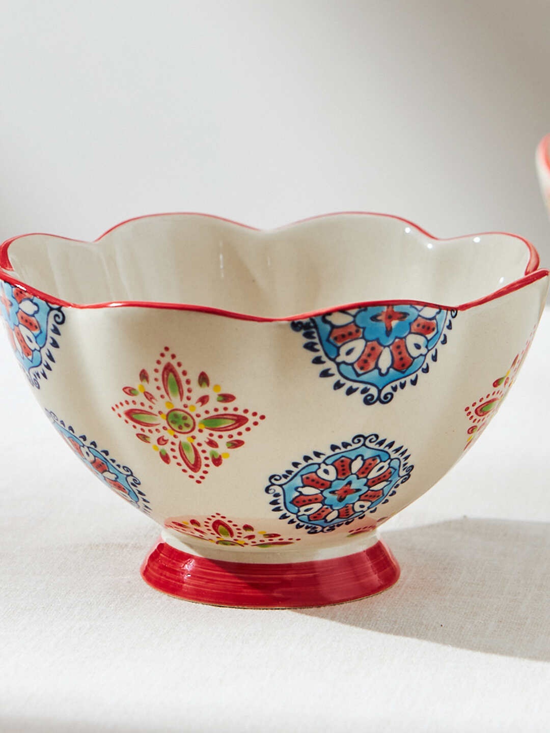 

Chumbak White & Blue Floral Printed Ceramic Glossy Bowl