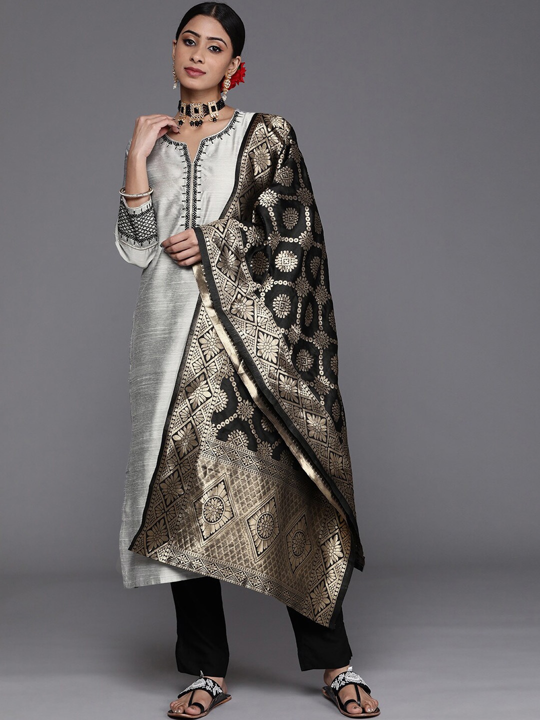 

Varanga Floral Yoke Design Kurta With Trousers & Dupatta, Grey