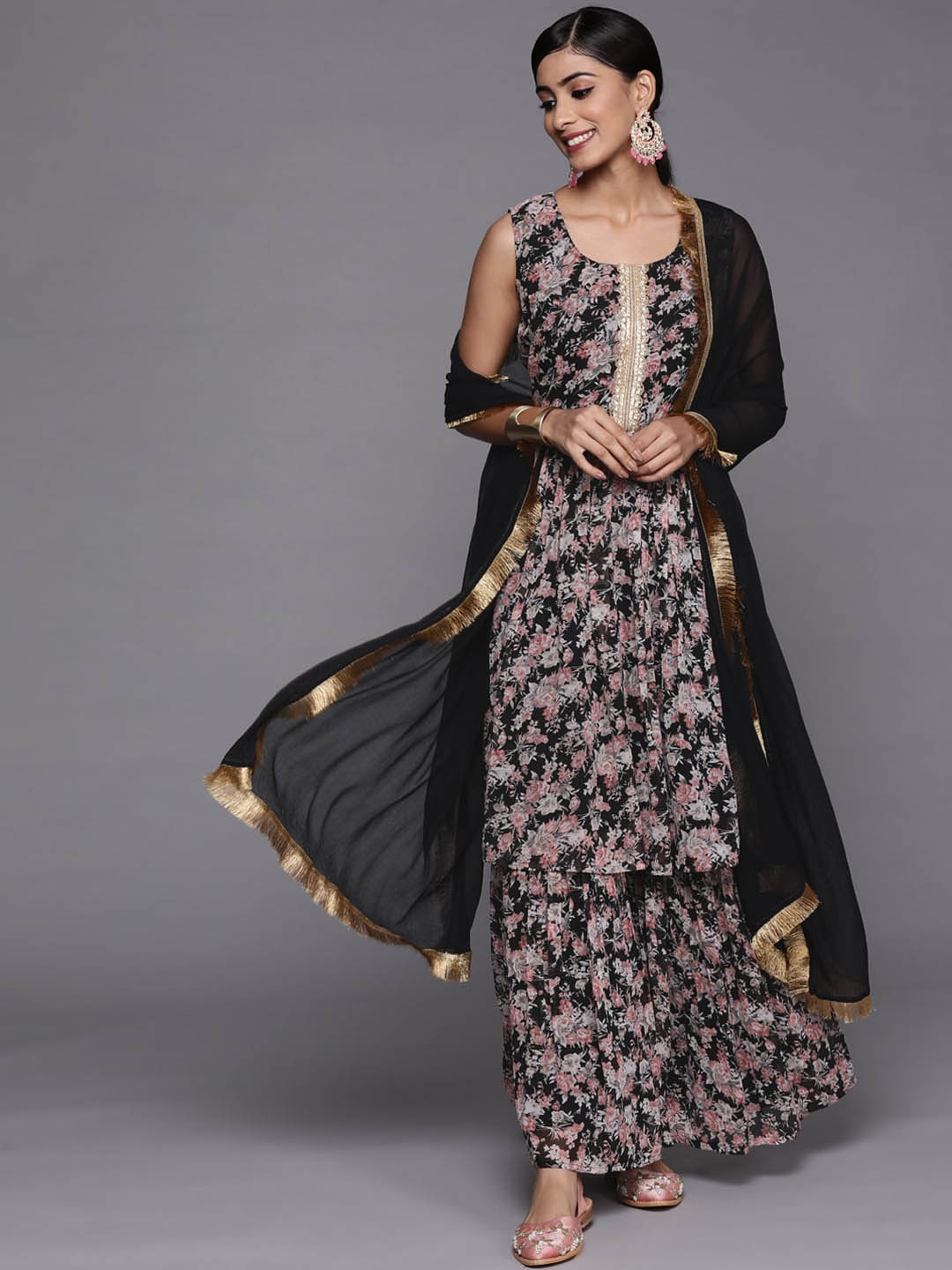 

Varanga Floral Printed Pleated Gotta Patti Kurta with Sharara & Dupatta, Black