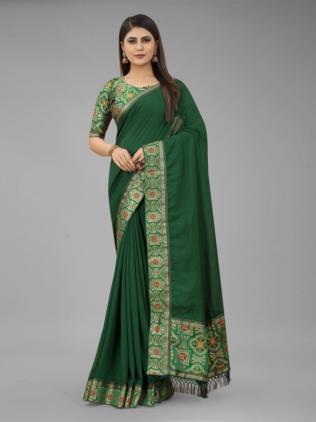 

KALINI Tasseled Zari Silk Cotton Jamdani Saree, Green