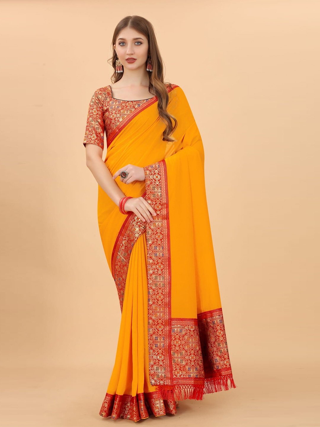 

KALINI Zari Silk Cotton Jamdani Saree, Yellow