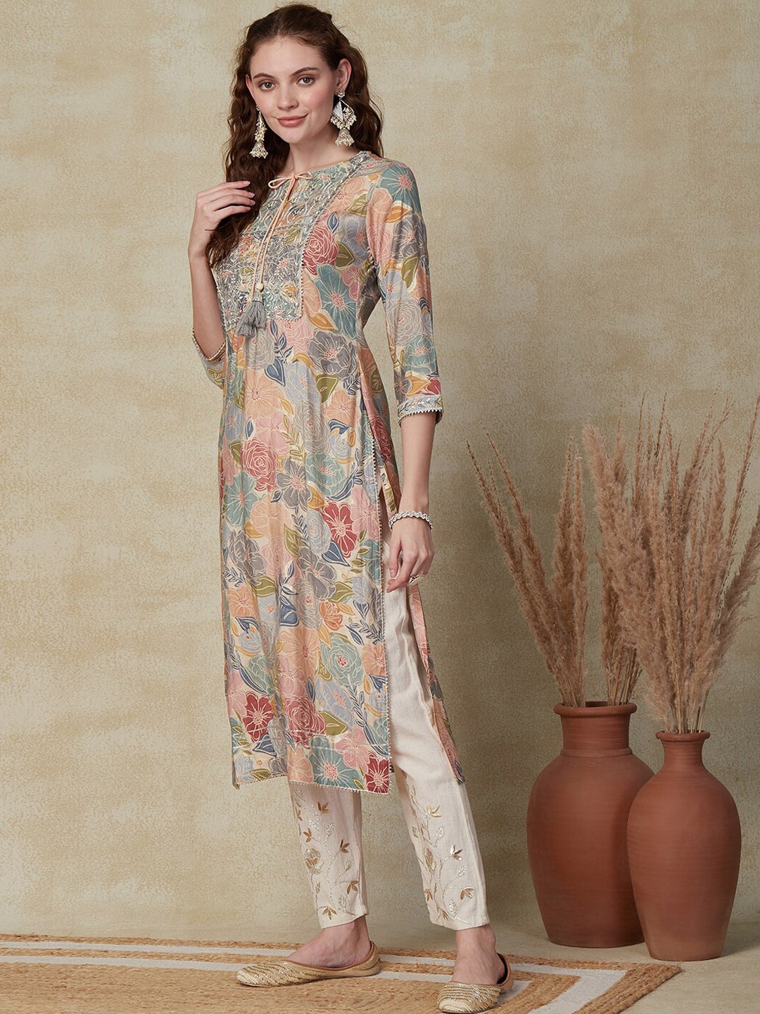 

FASHOR Cream Coloured Floral Printed Tie-Up Neck Sequinned Kurta