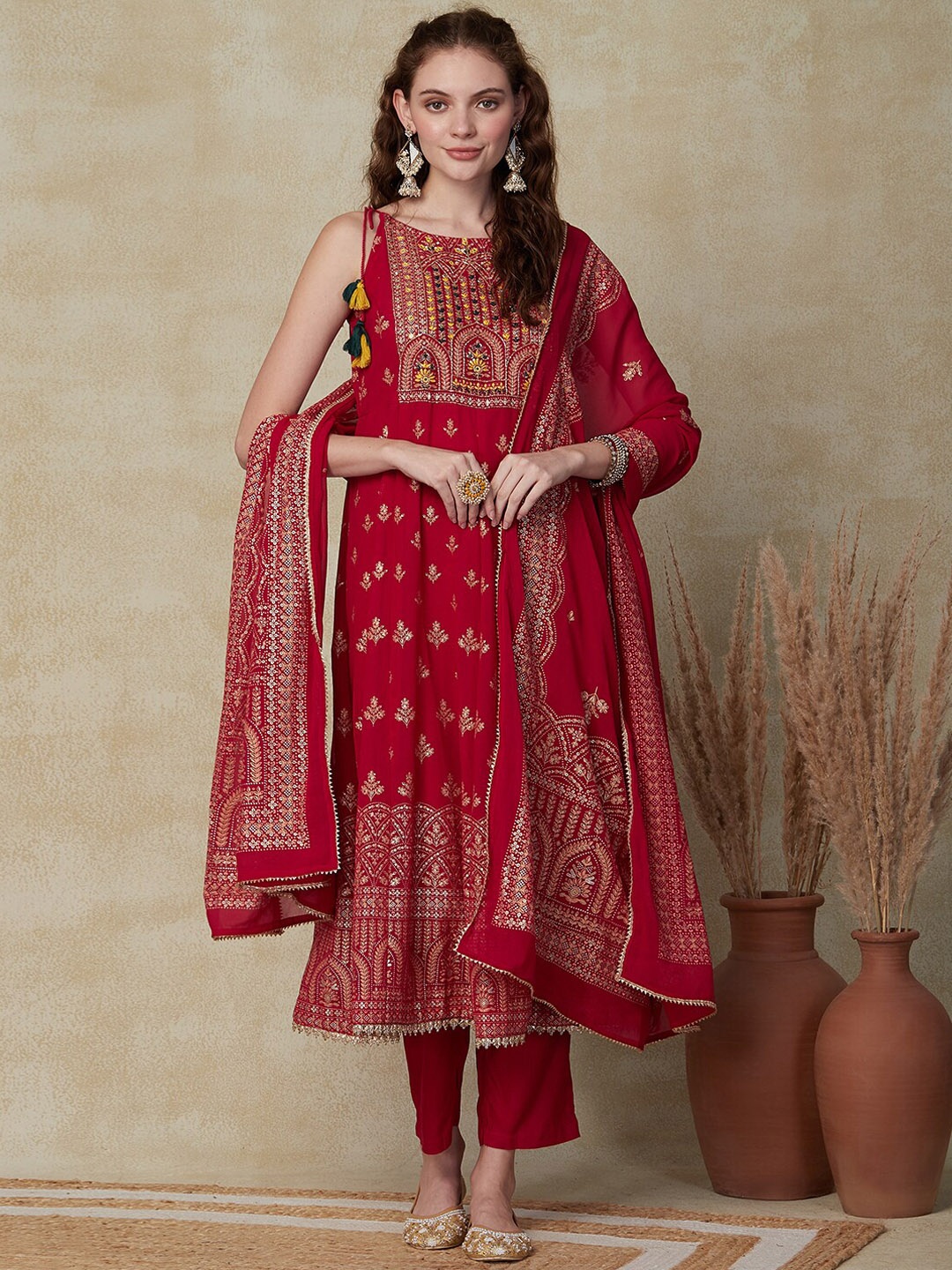 

FASHOR Red Floral Embroidered Thread Work A-Line Kurta & Trousers With Dupatta