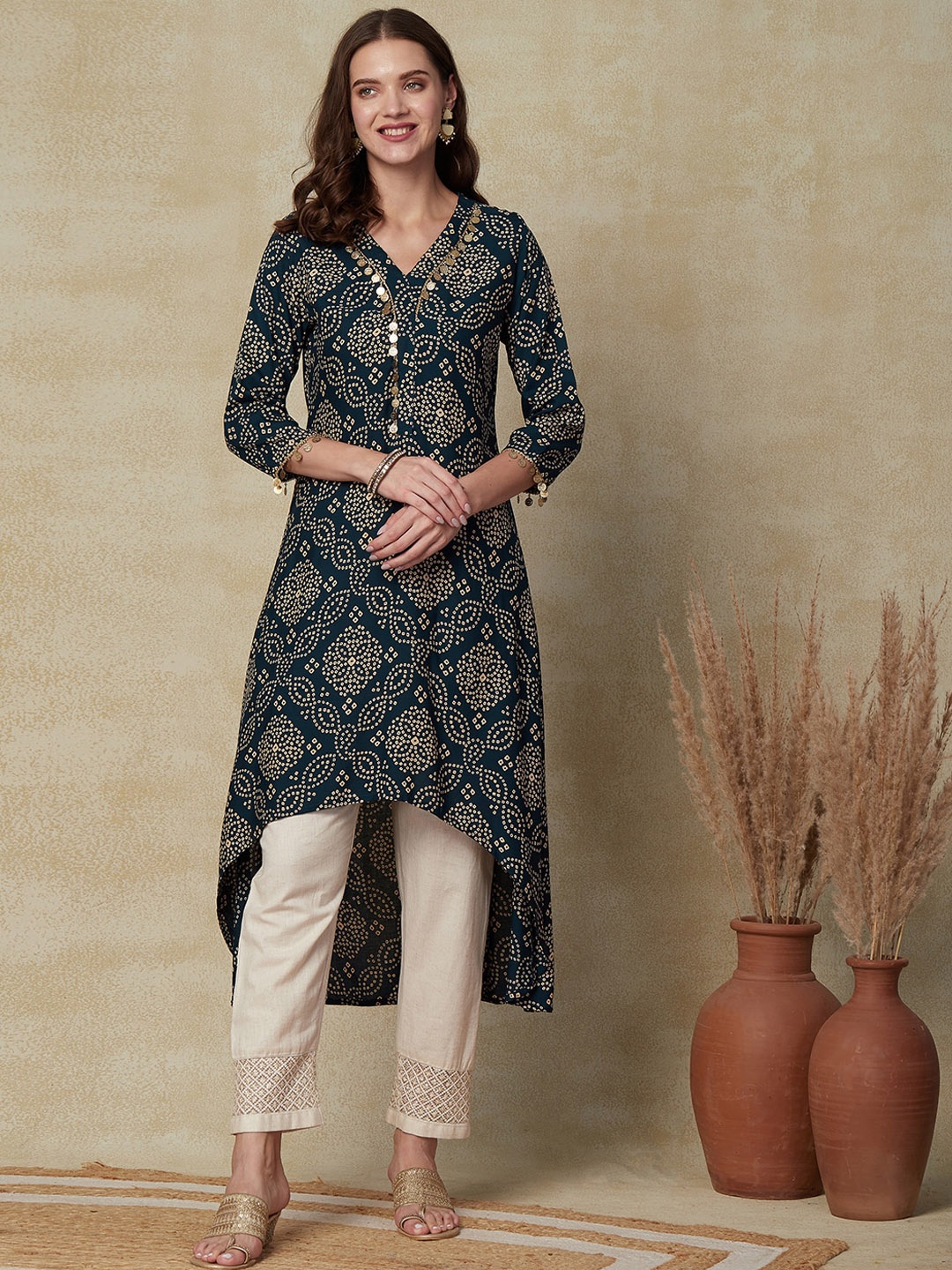 

FASHOR Blue Bandhani Printed High-Low Hem Kurta