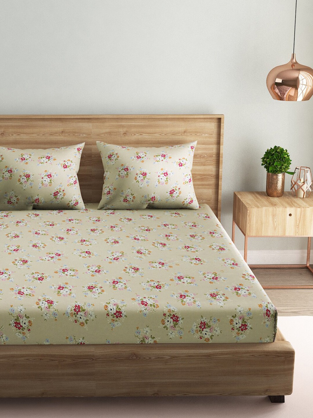 

Naksh Grey & Red Floral Pure Cotton 186 TC Queen Bedsheet With 2 Pillow Covers