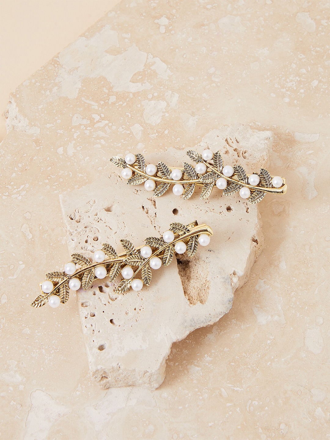 

Accessorize Set of 2 Pearl Beaded Alligator Hair Clips, Gold