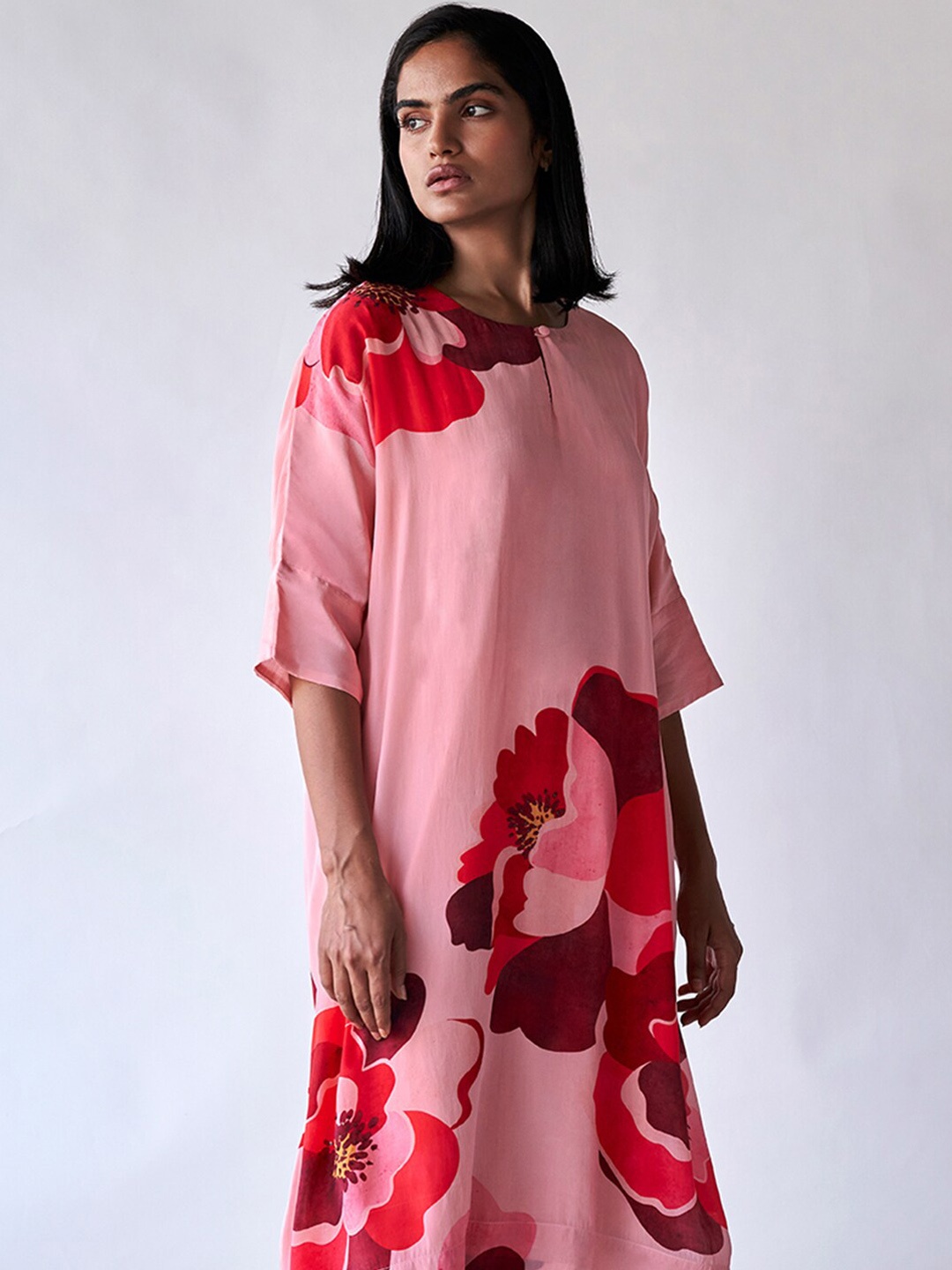 

Ganga Floral Printed Regular Kurta with Trouser, Peach