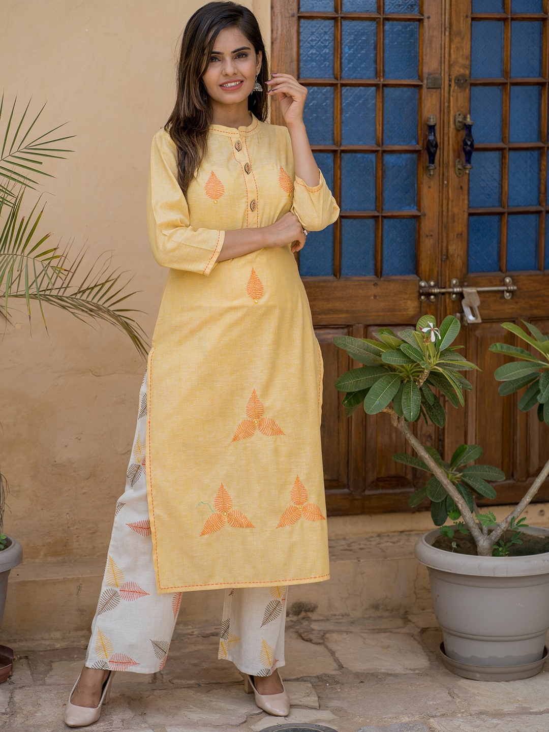 

misbis Ethnic Motifs Embroidered Regular Pure Cotton Kurta With Palazzos, Yellow