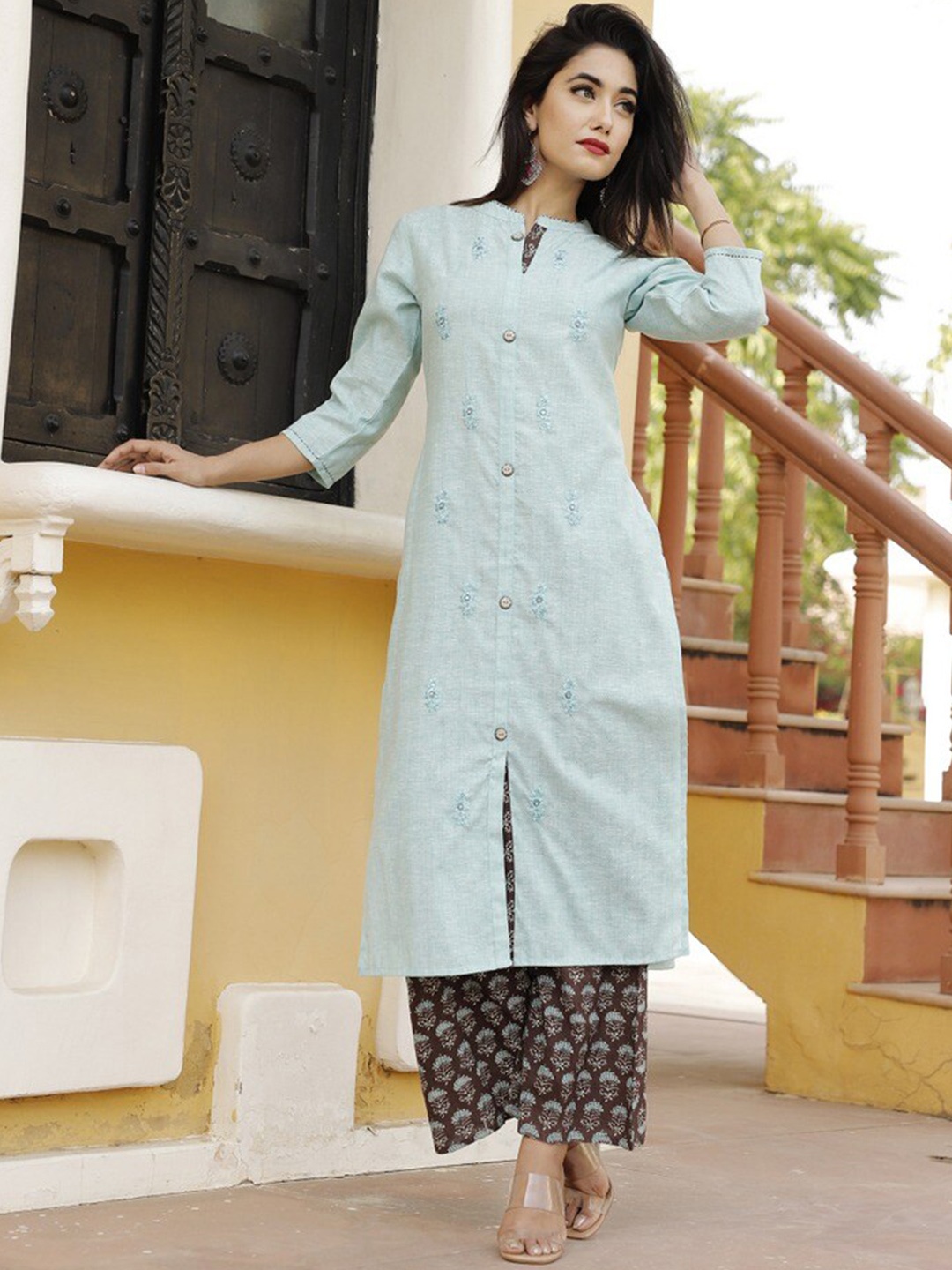 

misbis Floral Embroidered Pure Cotton Straight Kurta With Palazzos, Sea green