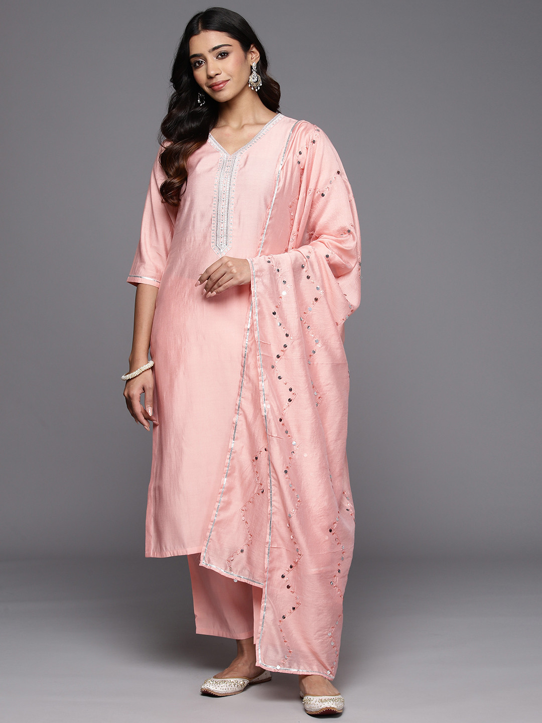 

Libas Women Ethnic Motifs Yoke Design Regular Kurta with Trousers With Dupatta, Peach