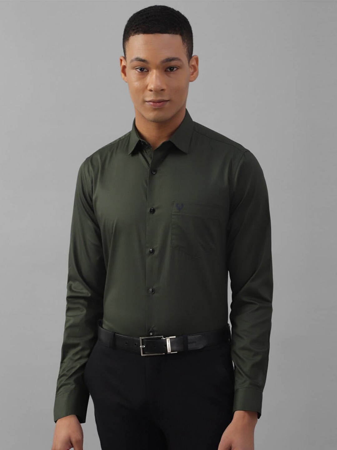 

Allen Solly Slim Fit Spread Collar Long Sleeves Pure Cotton Formal Shirt, Olive