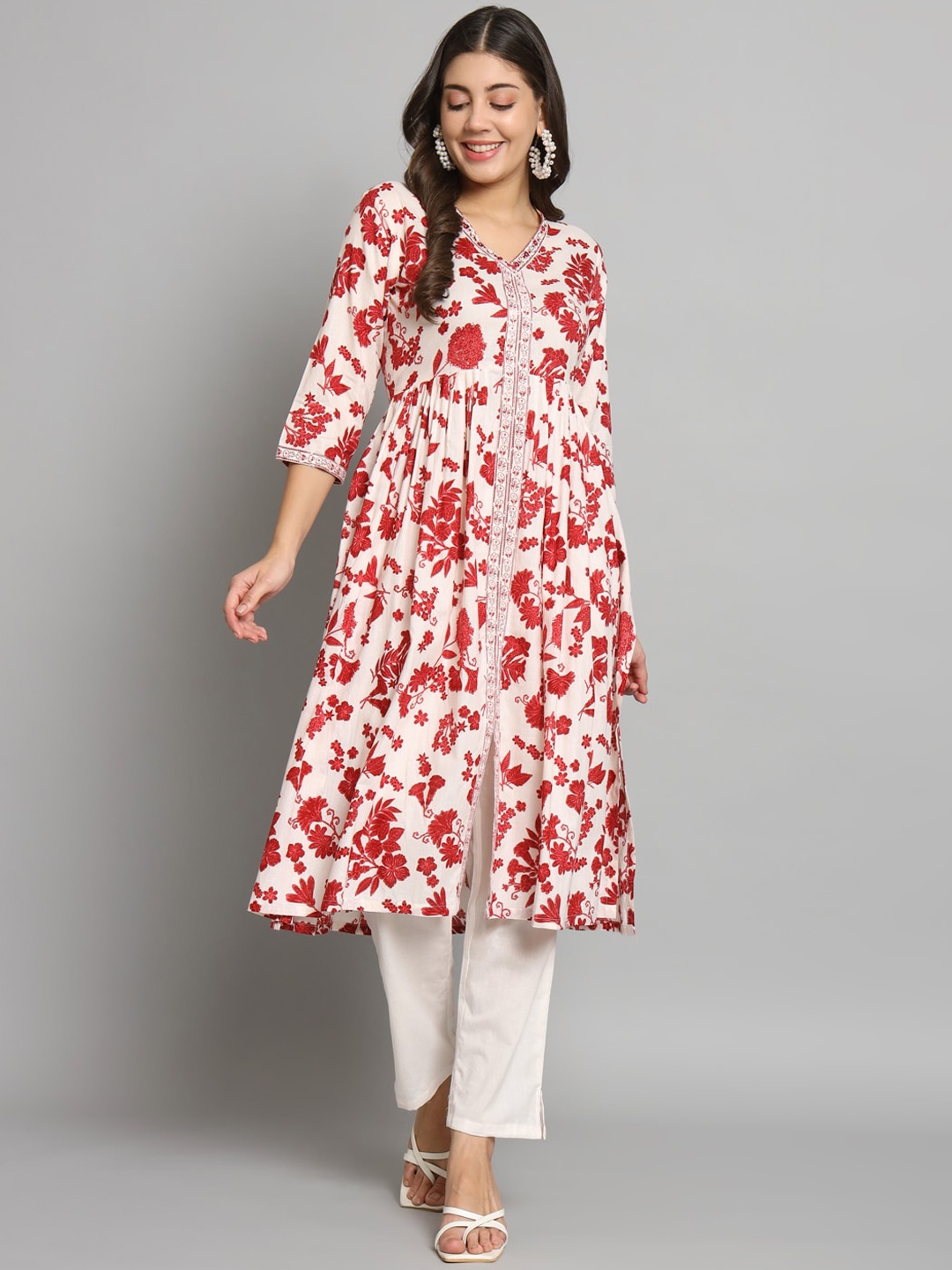 

Shikhaa Style Floral Printed Regular Kurta with Trousers, White