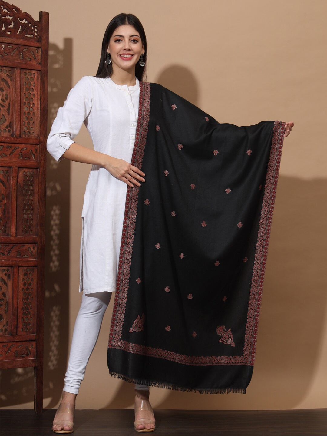 

Zamour Ethnic Motif Woven Design Stole, Black