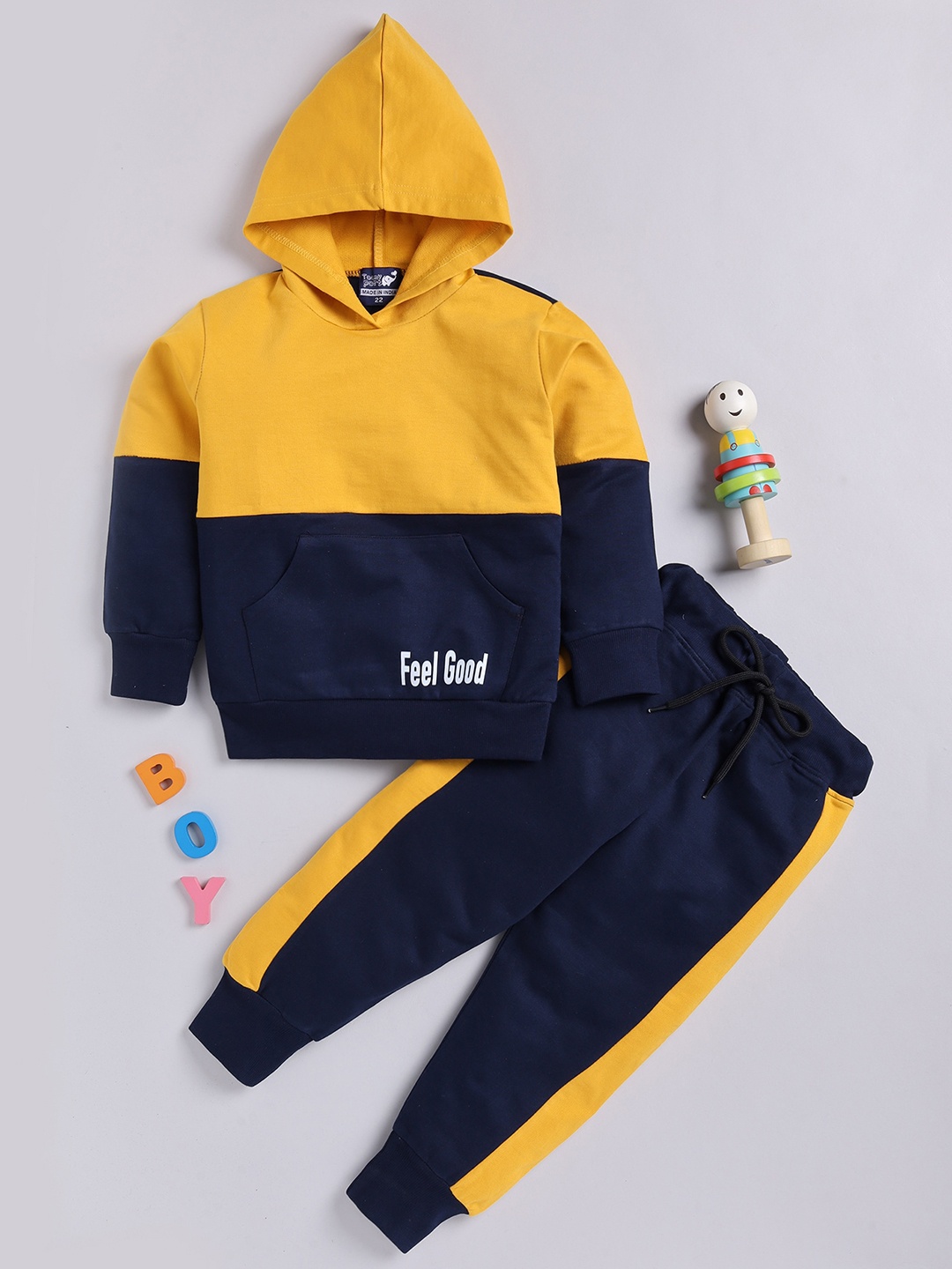 

Toonyport Boys Colourblocked Hooded Tracksuits, Yellow