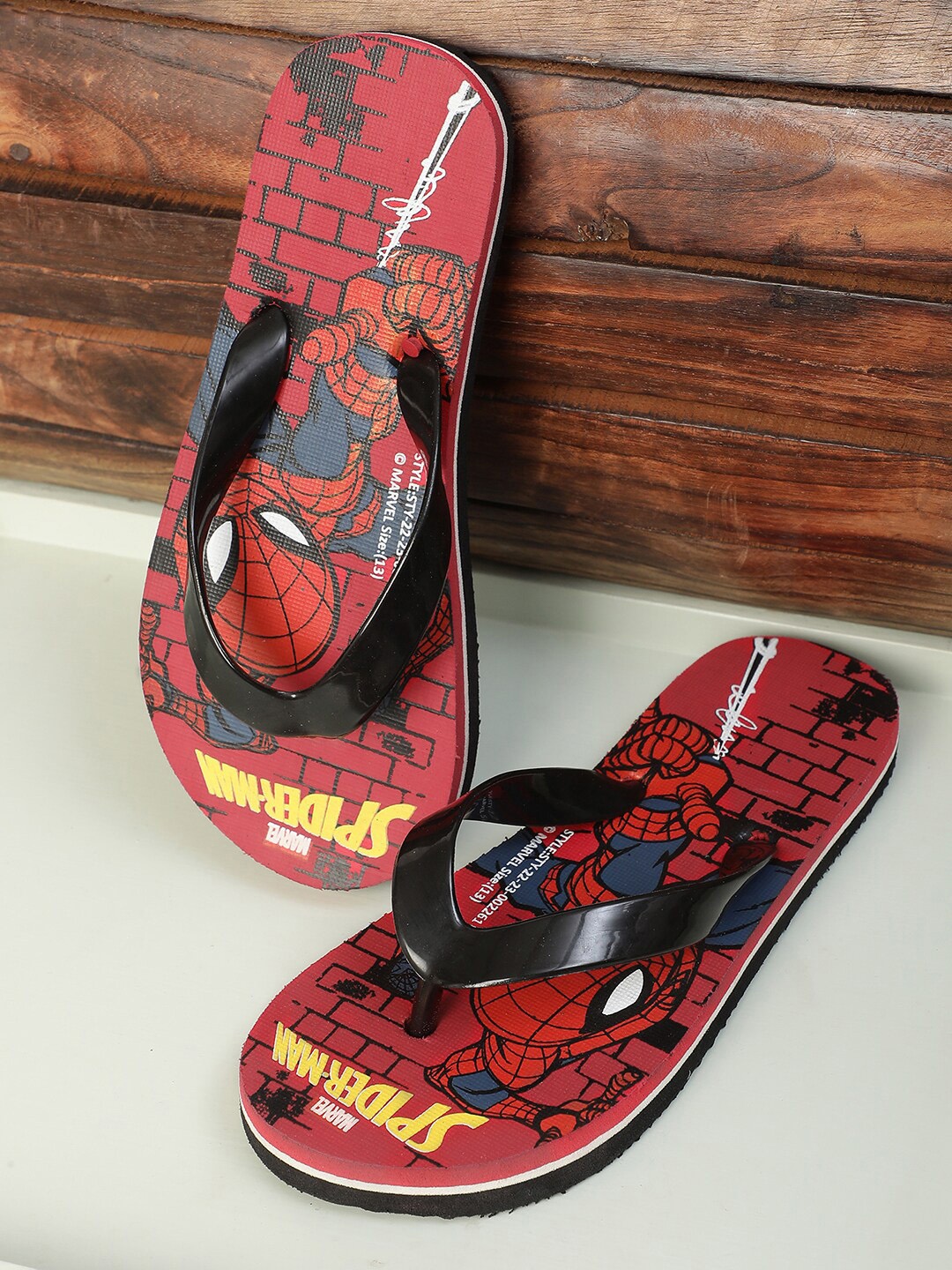 

Kids Ville Boys Spider-Man Printed Thong Flip-Flops, Red