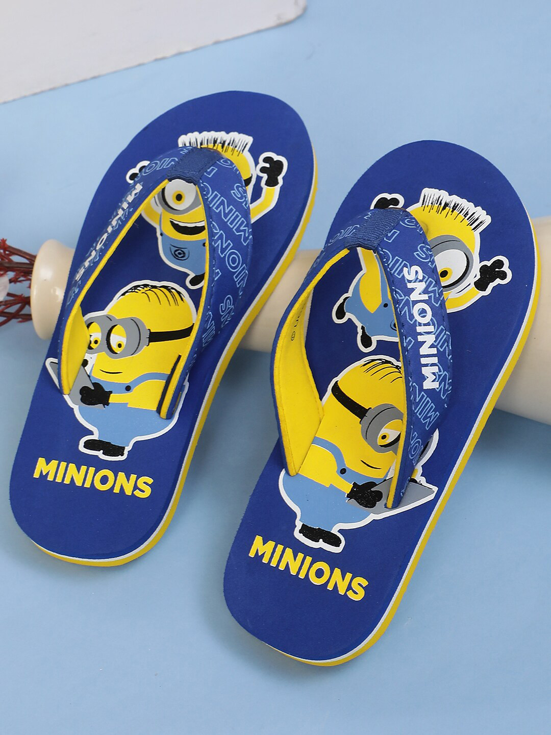 

Kids Ville Boys Minions Printed Thongs Flip Flops, Blue