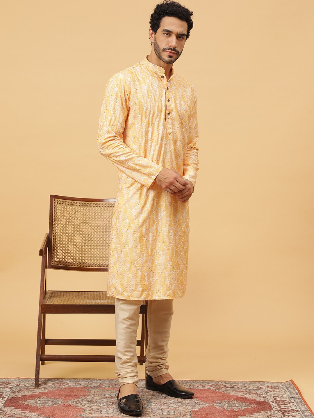 

TABARD Abstract Printed Thread Work Pure Cotton Straight Kurta, Yellow