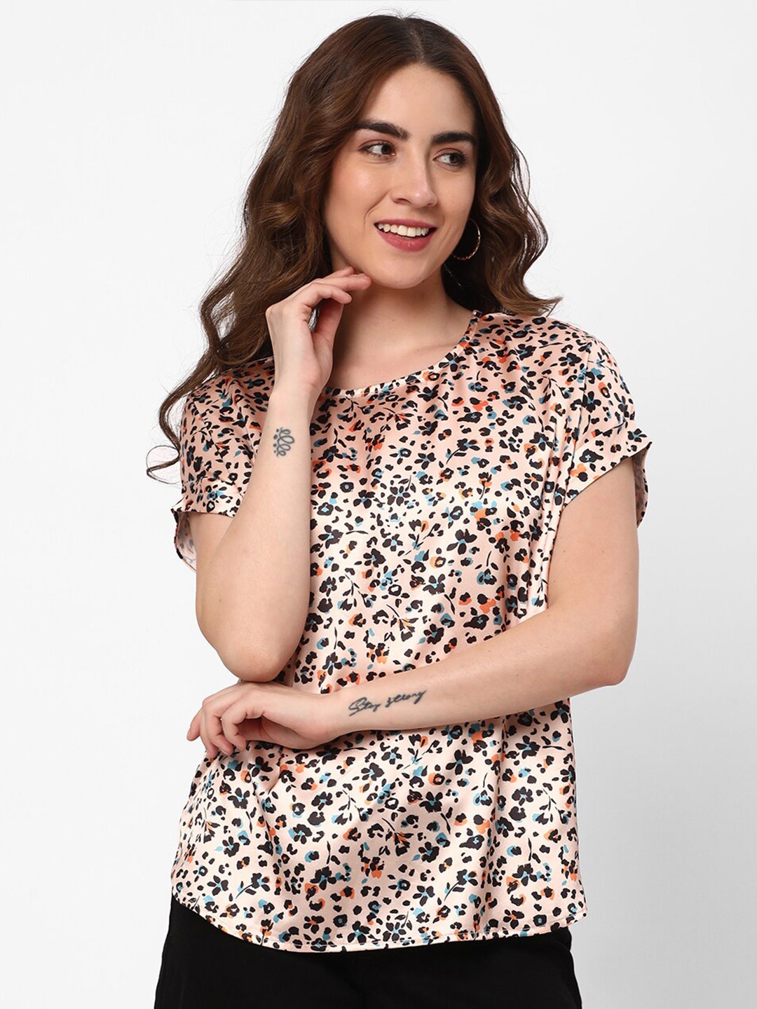 

R&B Floral Printed Extended Sleeves Top, Pink