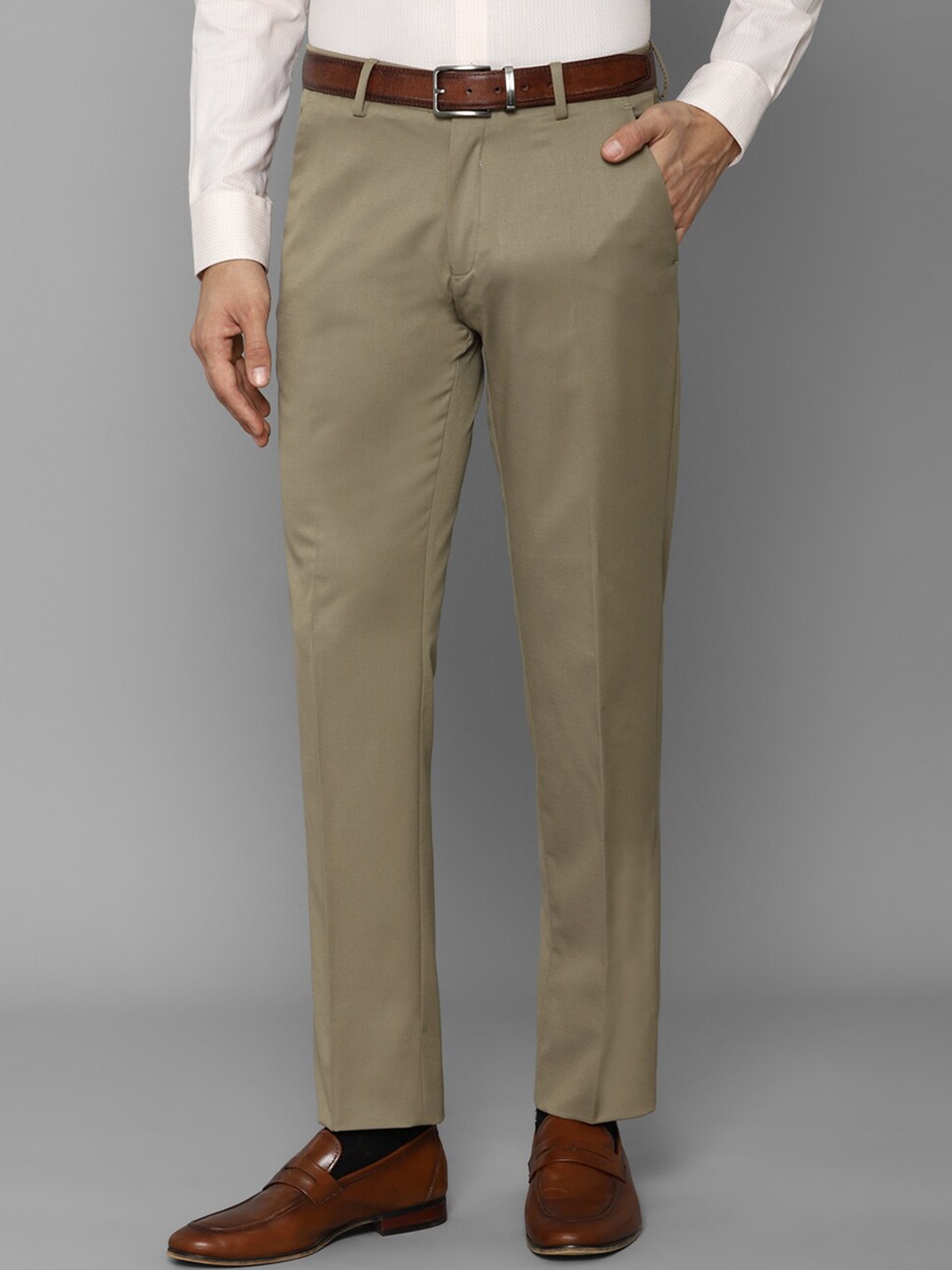 

Louis Philippe Men Mid-Rise Formal Trousers, Olive