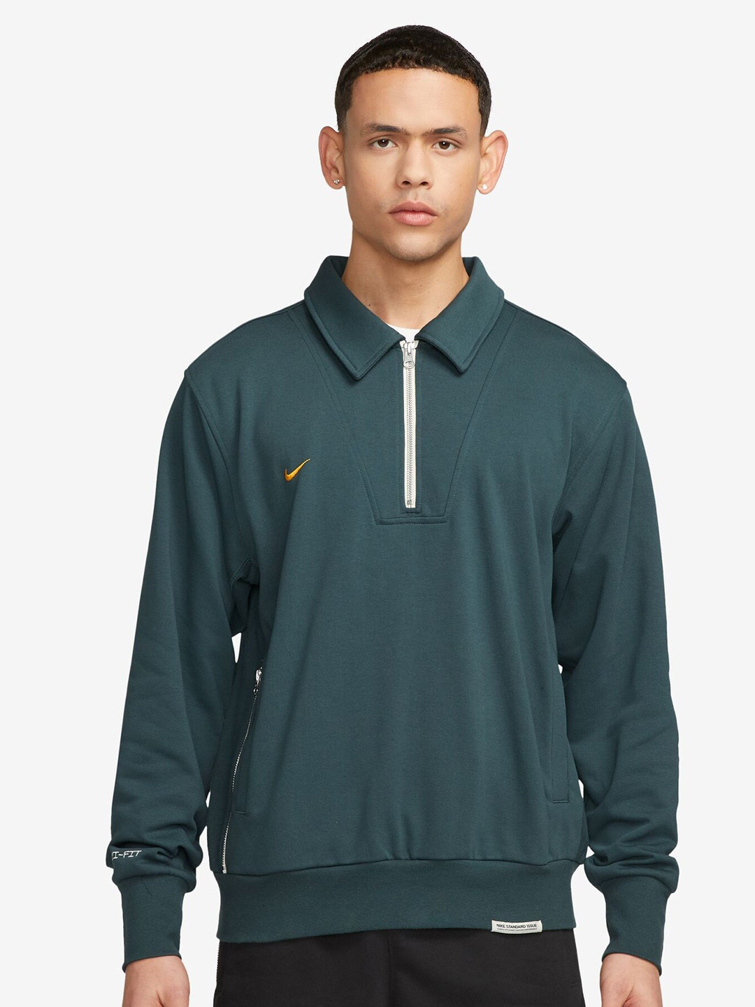 

Nike Culture Of Football Standard Issue Dri-Fit Football Cotton Top, Green