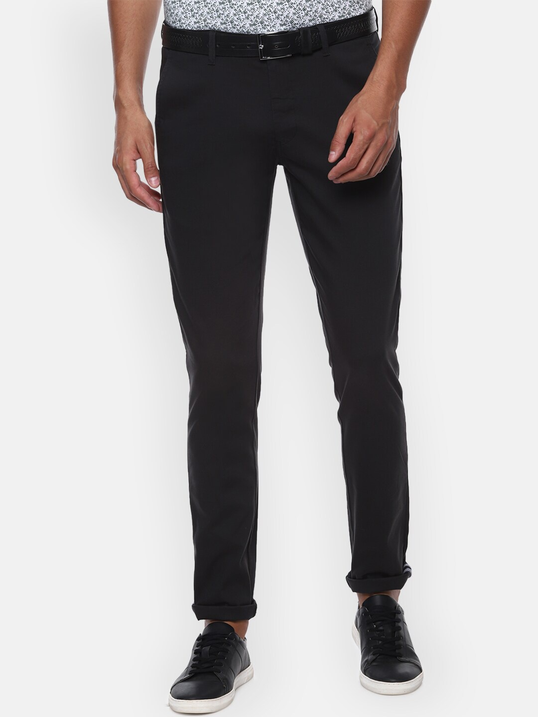 

Van Heusen Sport Men Mid-Rise Slim Fit Trousers, Black