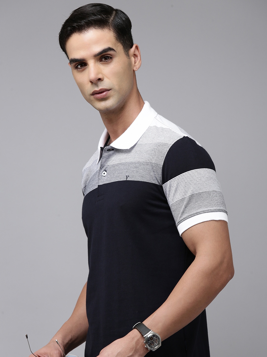 

Van Heusen Sport Men Black & White Polo Collar T-shirt