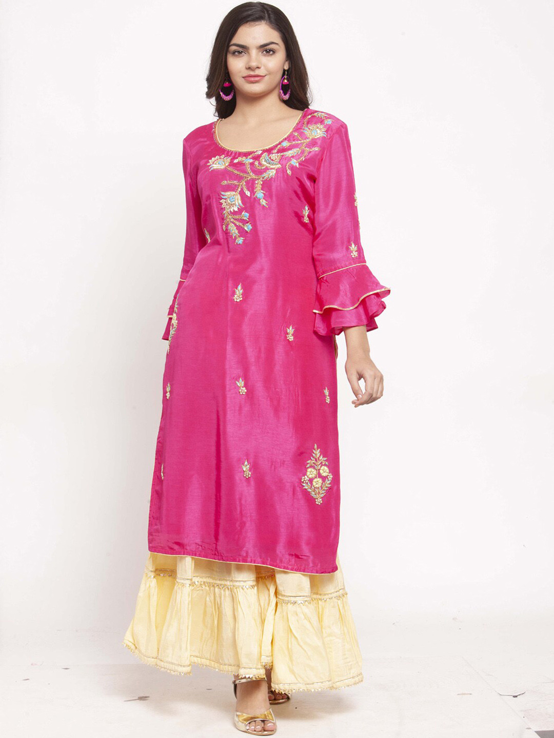 

Geroo Jaipur Floral Embroidered Bell Sleeve Zardozi Kurta with Palazzos, Pink