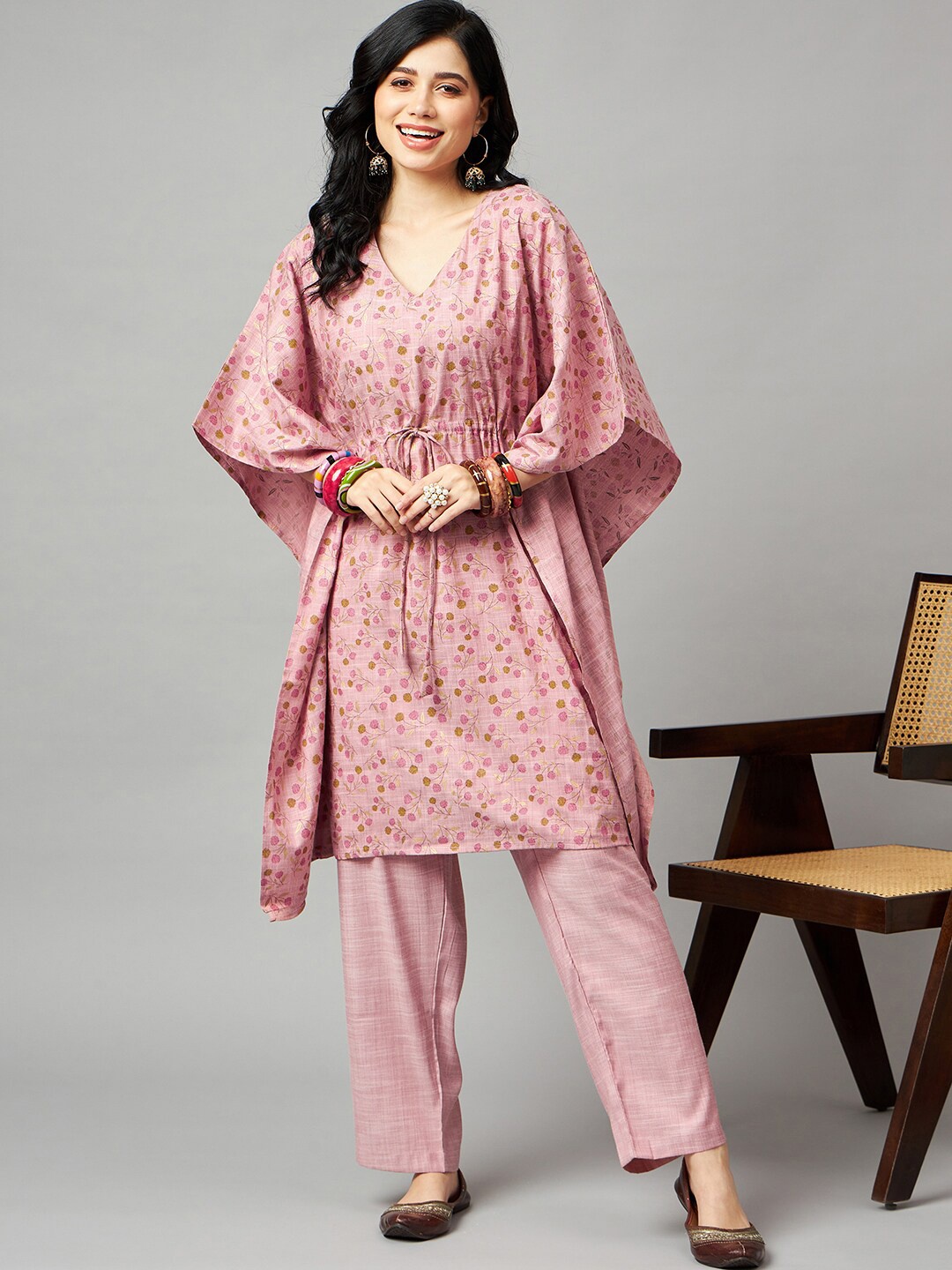 

Nimayaa Floral Printed V-Neck Kaftan Kurta With Trousers, Pink