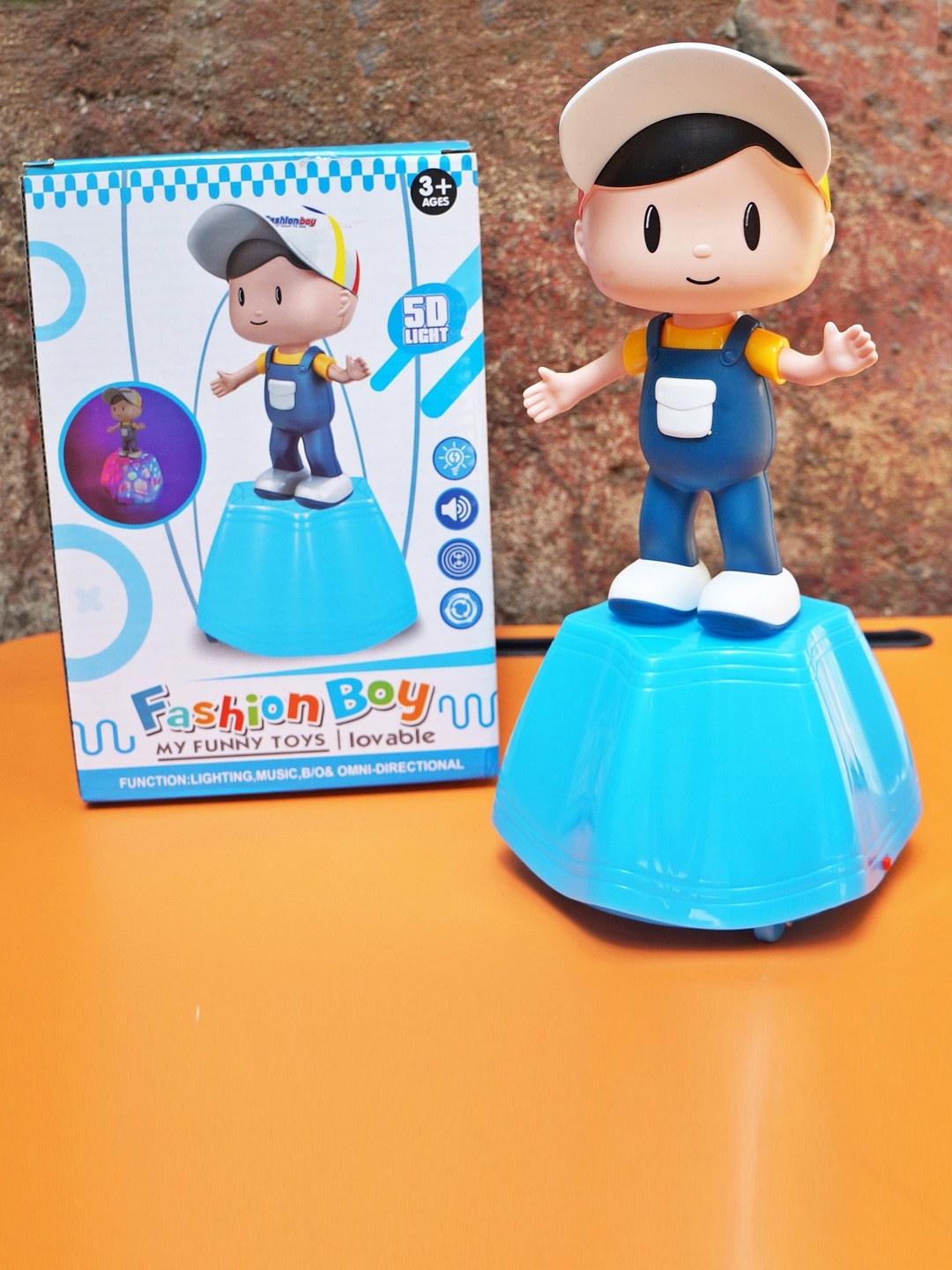 

MUREN Kids 360 Rotating With Music & Light Omni Directional Dancing Fashion Boy Toy, Blue