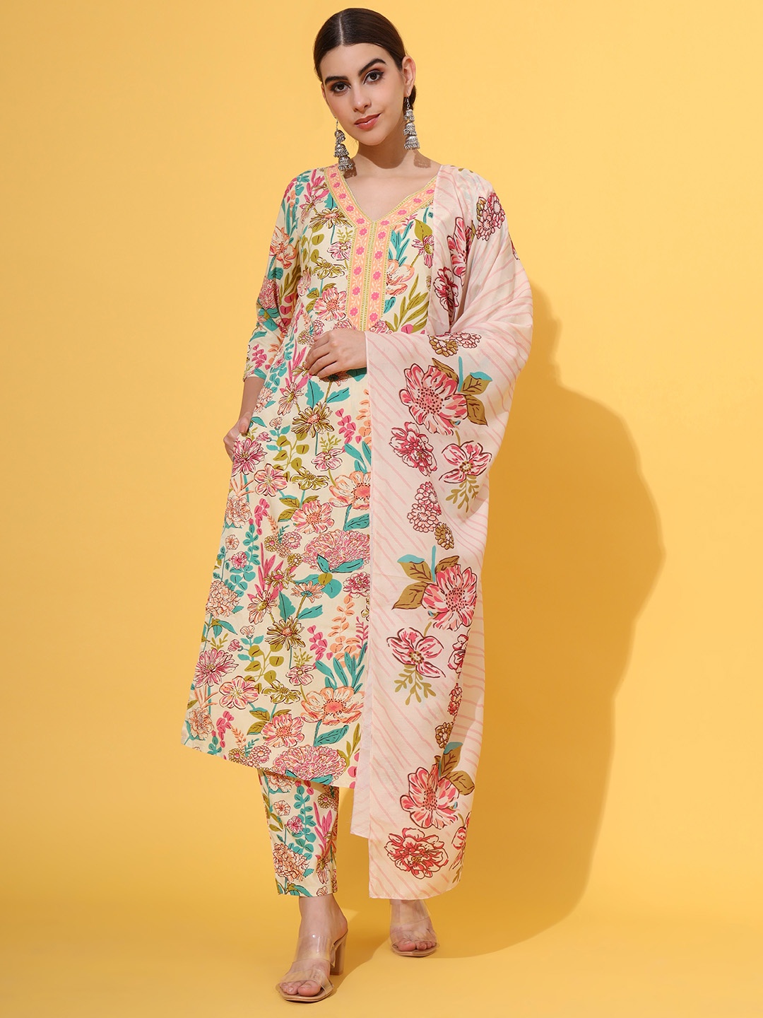 

Vbuyz Floral Printed V-Neck Regular Kurta With Trousers & Dupatta, White