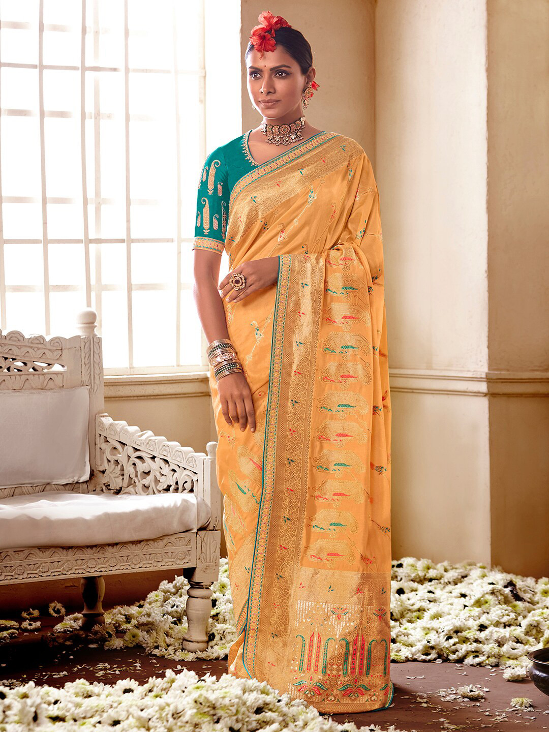 

Mitera Peach-Coloured Paisley Woven Design Zari Banarasi Saree