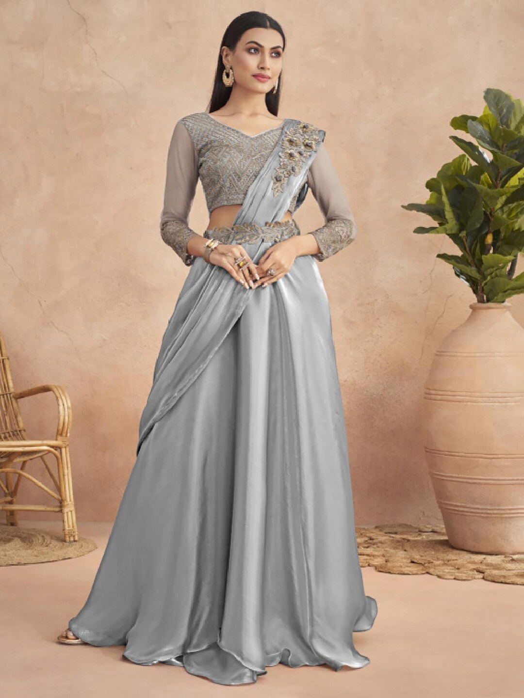 

Mitera Gunmetal-Toned Patchwork Satin Saree, Metallic