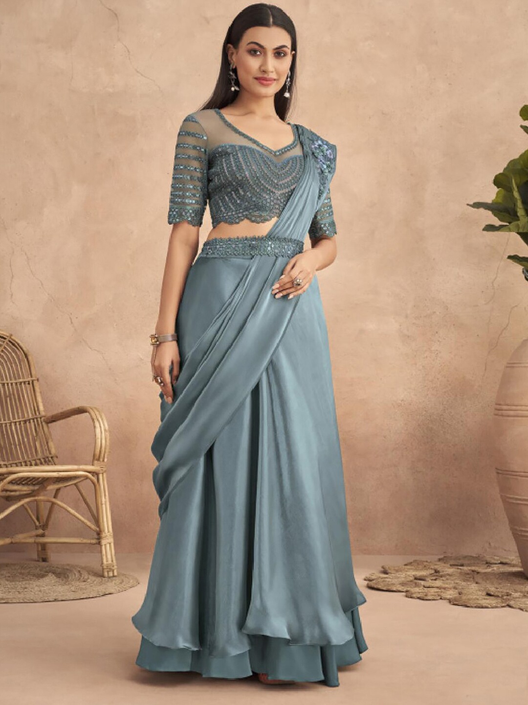 

Mitera Gunmetal-Toned Embellished Patchwork Satin Lehenga Saree, Metallic