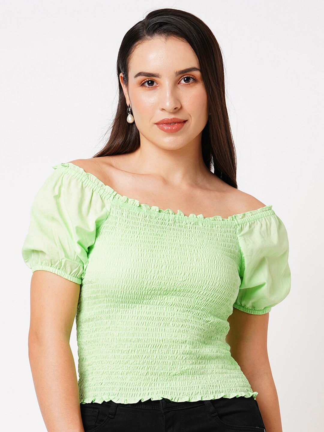 

Kraus Jeans Green Off-Shoulder Puff Sleeve Smocked Cotton Bardot Crop Top