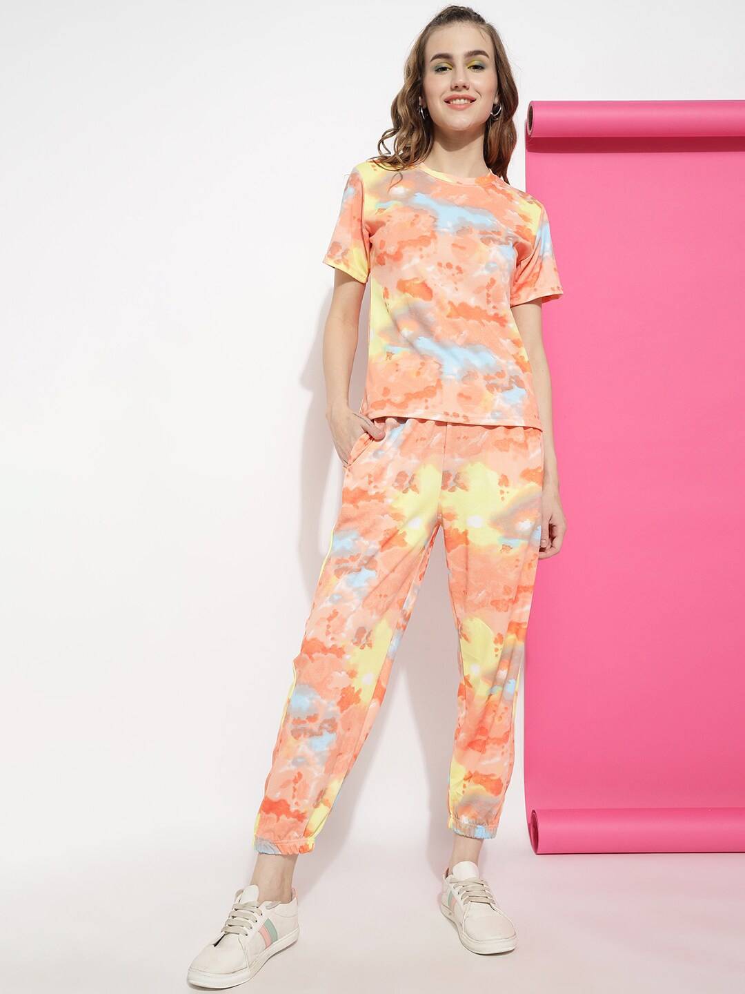 

Ziva Fashion Printed T-shirt With Joggers, Orange