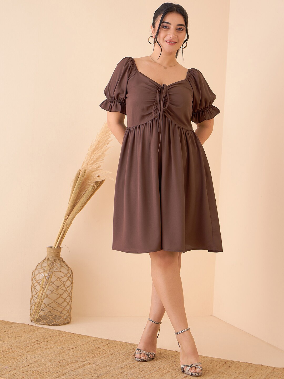 

CURVE BY KASSUALLY Brown Plus Size Sweetheart Neck Ruched Fit & Flare Knee Dress